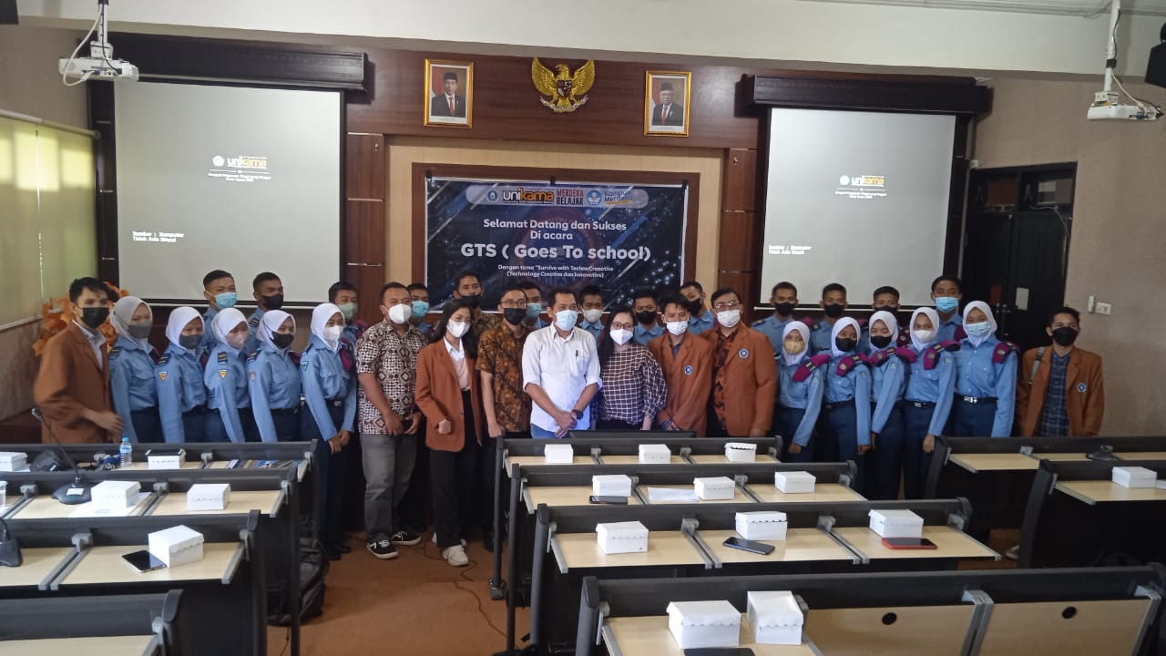 Survive With Techno Crenotive Goes to School (GTS) 2022 dari HMPS Prodi Teknik Informatika